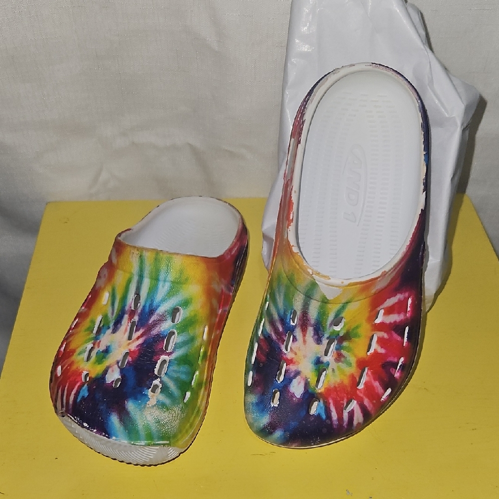 And1 Red and Blue Slippers Vibrant Casual Footwear